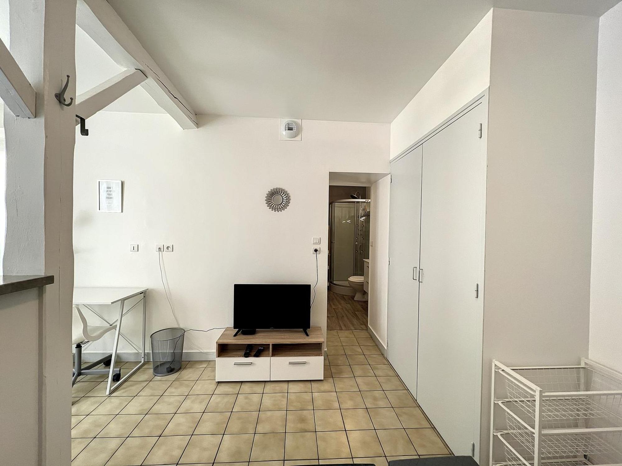 Les Bords Du Clain - Entree Autonome Studio Poitiers Exterior foto